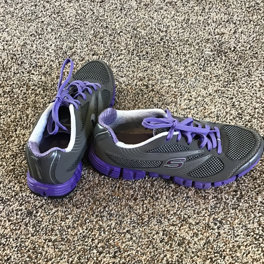 Women’s Sketcher Stride Sneakers Sz 8